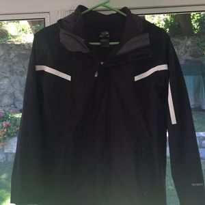 Excellent barely worn 3 in 1 North Face jacket.